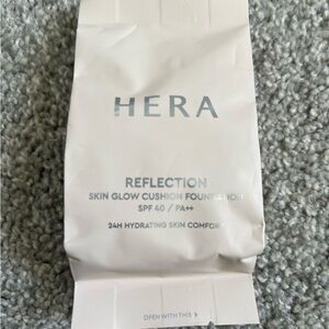 HERA Skin Glow Cushion Foundation 21N1 Refill
